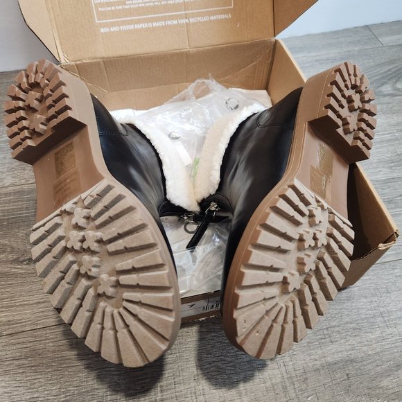 Journee Collection Fynn Tru Comfort Zip Women's Ankle Boots Soft sherpa trim-New - Picture 4 of 9